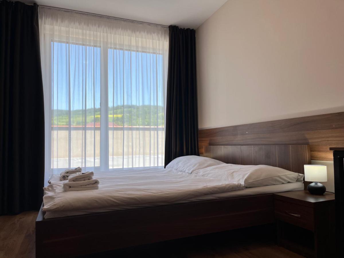 Hotel Aréna Brumov Buitenkant foto