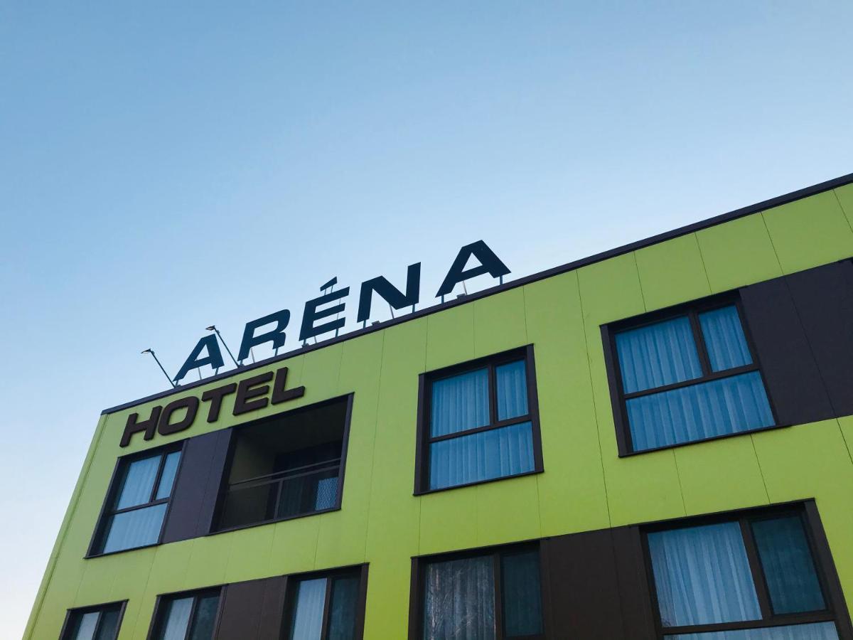 Hotel Aréna Brumov Buitenkant foto
