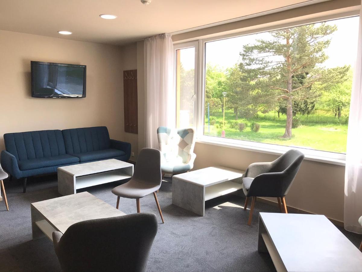 Hotel Aréna Brumov Buitenkant foto